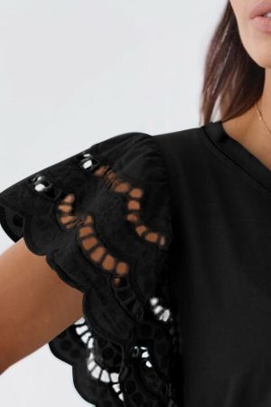 Cut Out Sleeve Casual Black T-shirt for Women